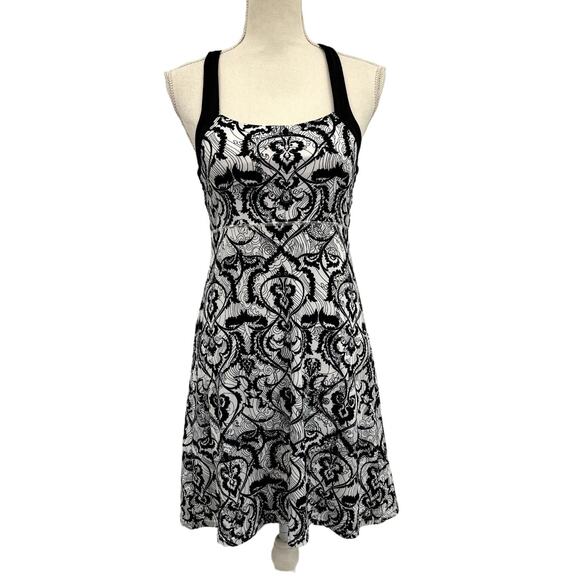 173. Soybu Athletic Dress Size S Racerback Black and White Shelf Bra Damask - Picture 1 of 10